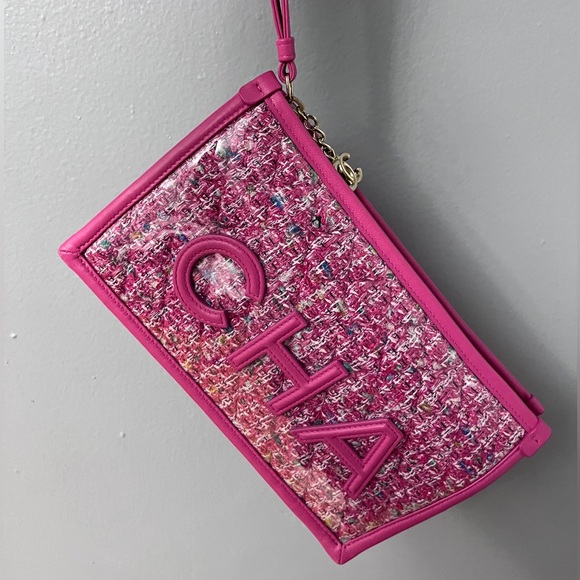 Chanel Wristlet - Picture 4 of 9